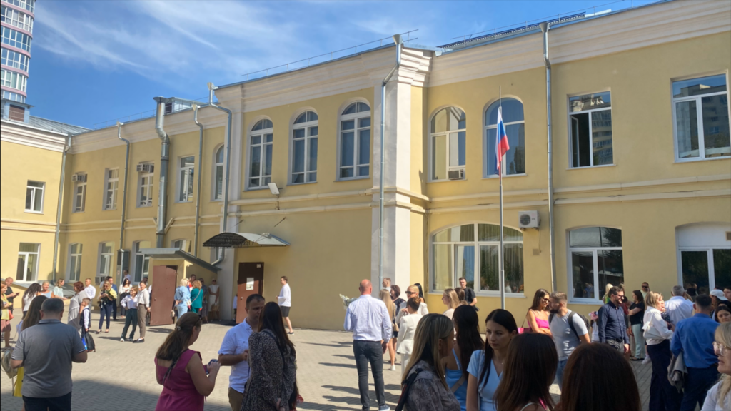 В Воронеже 1 сентября прошли торжественные Линейки, посвященные Дню знаний
