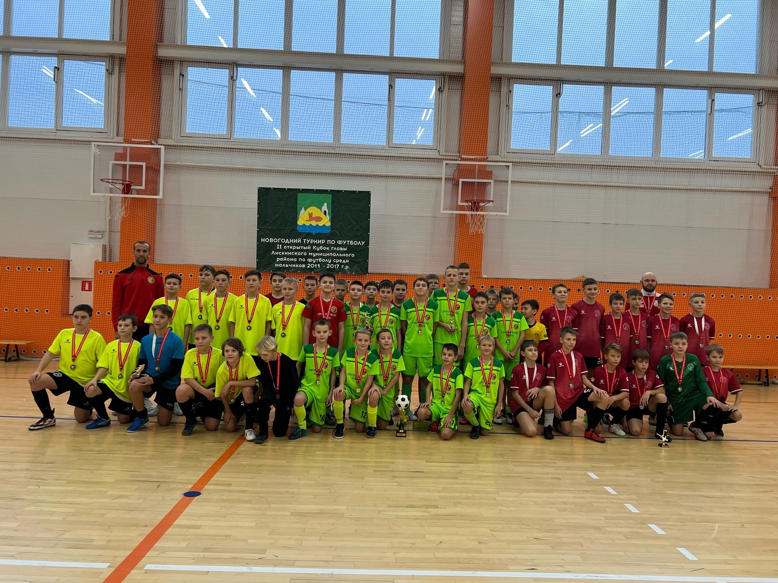 В Воронежской области проходит Турнир по мини-футболу среди мальчиков 2011 - 2017 г.р. Мероприятие организовано в рамках Декады спорта и здоровья.